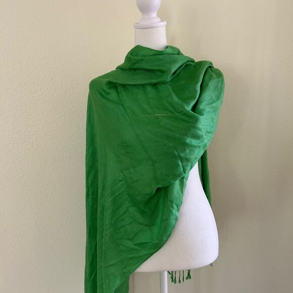 Pashmina Shawl Scarf Green Pashmina Silk Blend Wrap Tassel Hem Winter Accessory - Picture 4 of 6